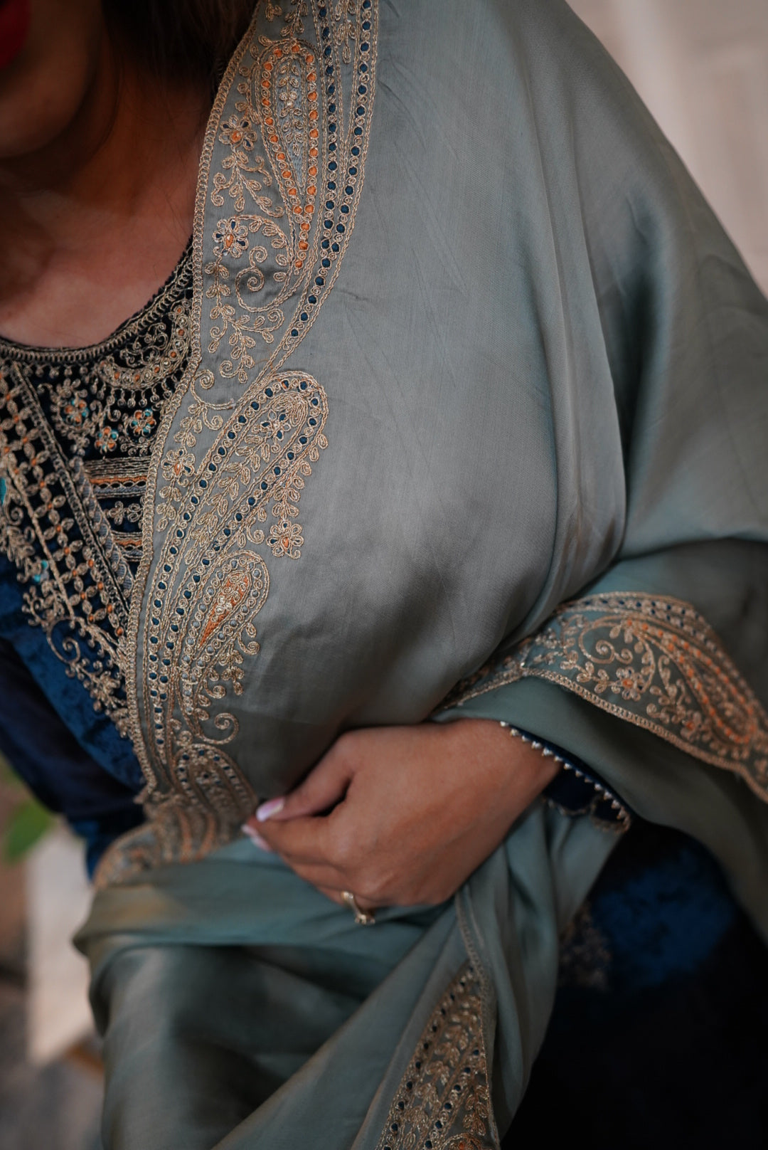 Pretty-kaur-d-fashion-Full-sleeve-navy blue-Punjabi-Suit-with-zari-work-and-antique-cut-work 15