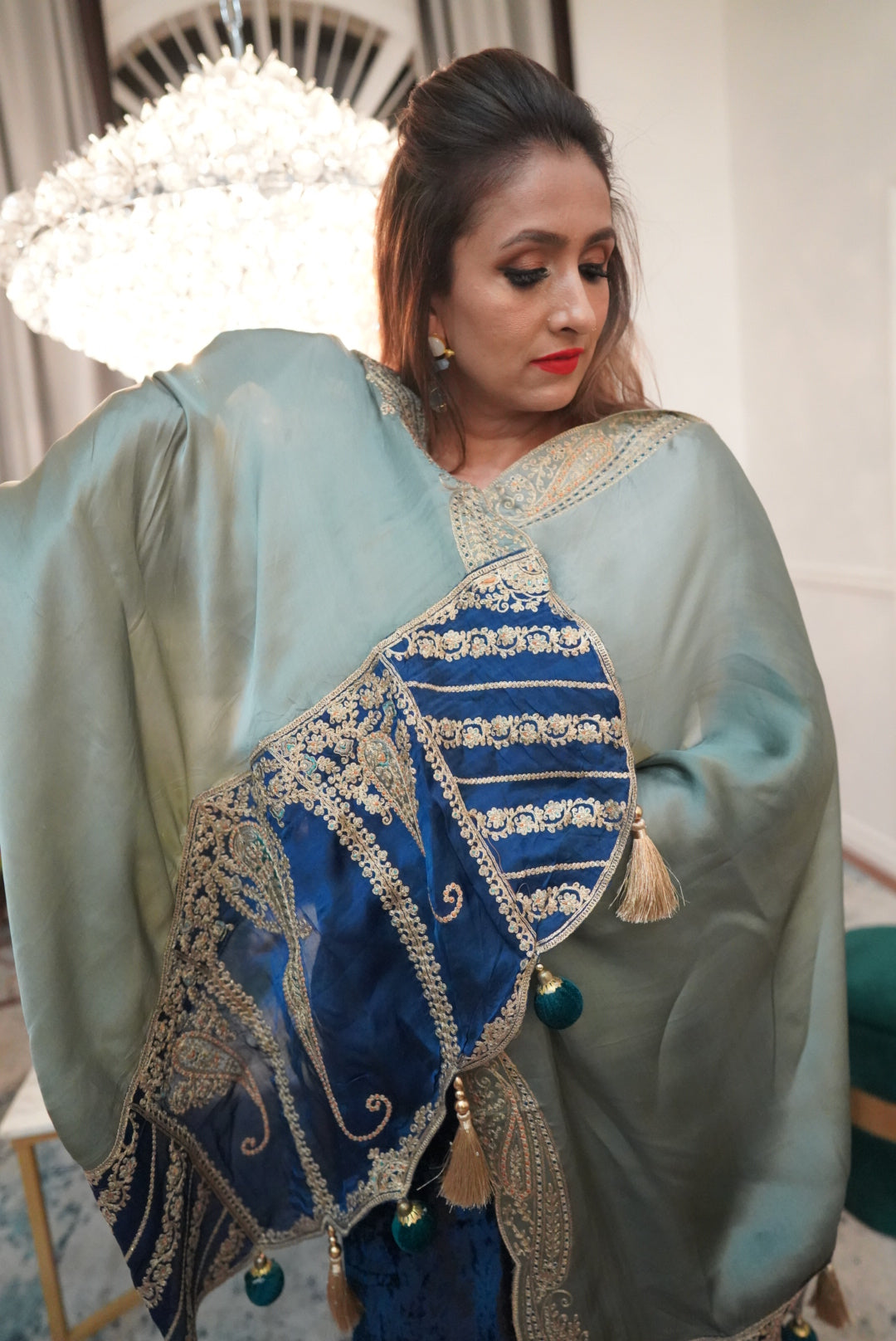 Pretty-kaur-d-fashion-Full-sleeve-navy blue-Punjabi-Suit-with-zari-work-and-antique-cut-work 9