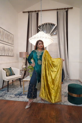 Pretty-kaur-d-fashion-Velvet-Punjabi-Suit-with-Olive-Dupatta-and-Pant 6